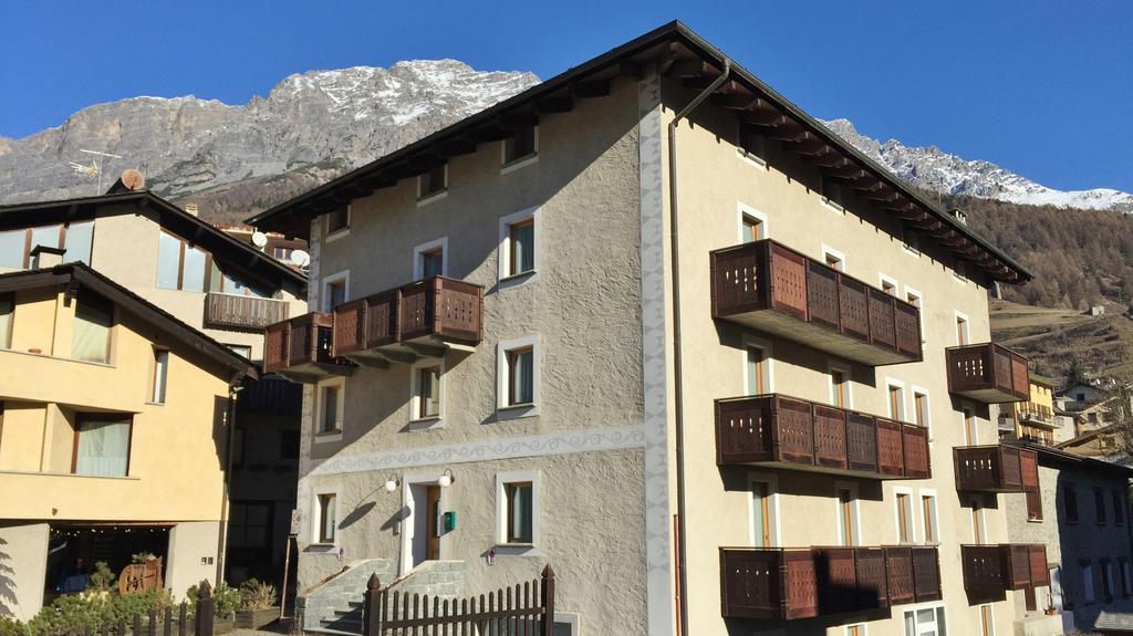 الشقق الفندقية بورمْيوفي  Casa Stefano E Lucia المظهر الخارجي الصورة